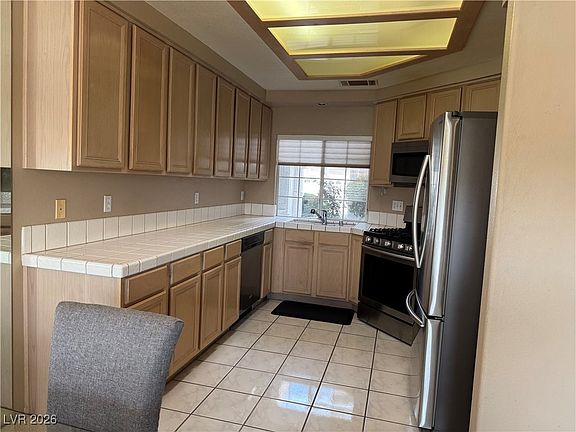 5th image of 5201 S Torrey Pines Dr Unit 1222