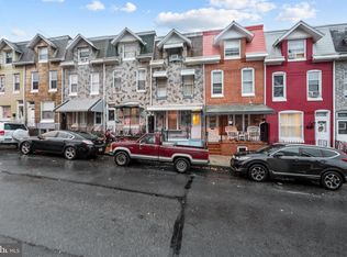1156 Spruce St, Reading, PA 19602