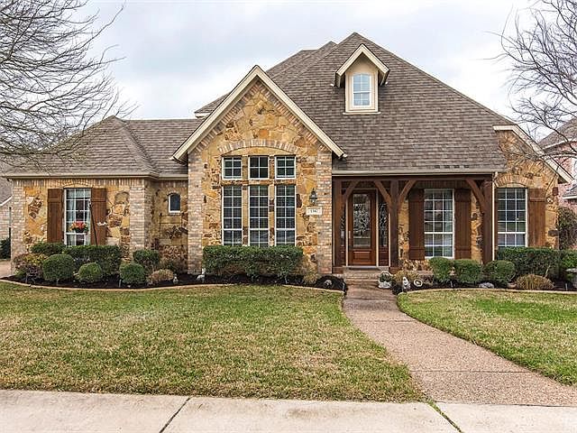 1st image of 1347 River Forest Dr
