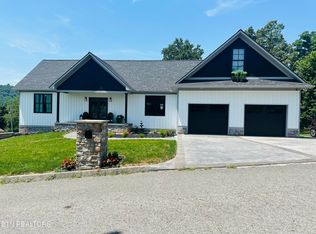 137 Adair Dr, New Tazewell, TN 37825