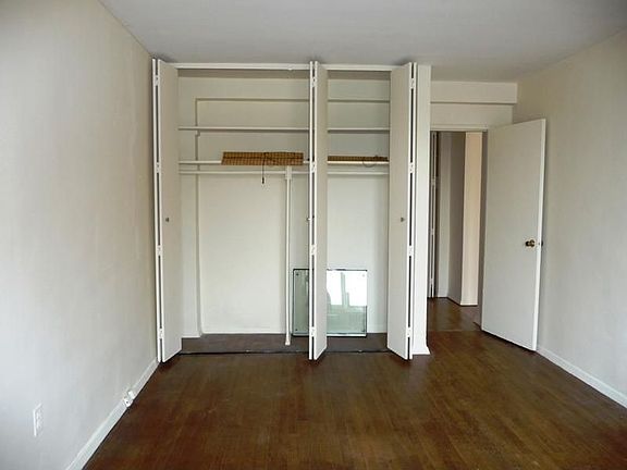 Top Floor 1 Bedroom Coop