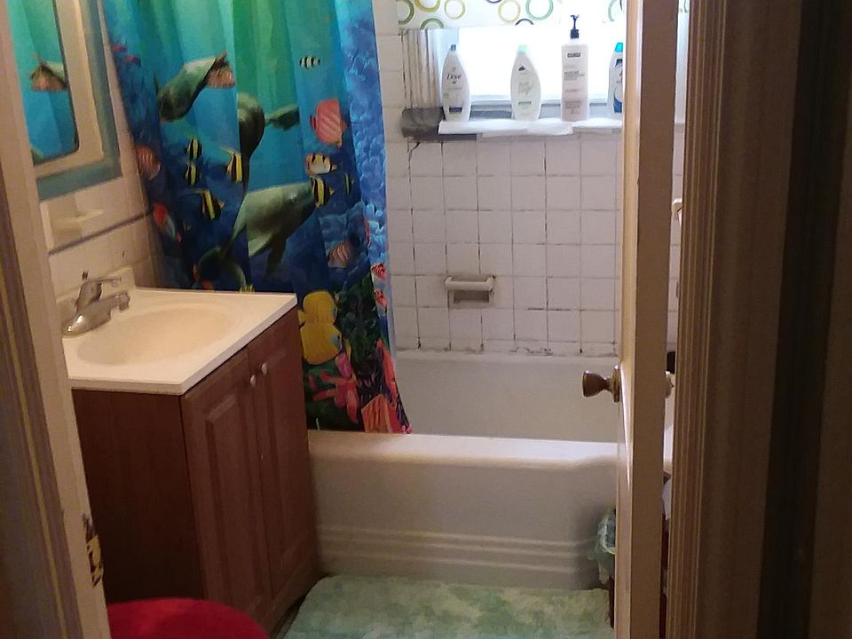 Sunny Soft Color Bathroom