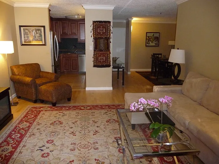 555 Pierce St #942 — Photo 2