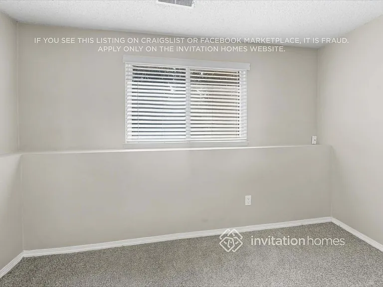 2204 26th Ave SE — Photo 17