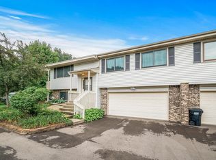 11809 Undercliff St NW, Coon Rapids, MN 55433