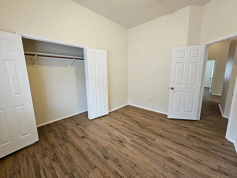 4320 Palmdale Dr — Photo 19