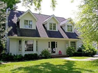 1303 Spring Beach Way, Cary, IL 60013