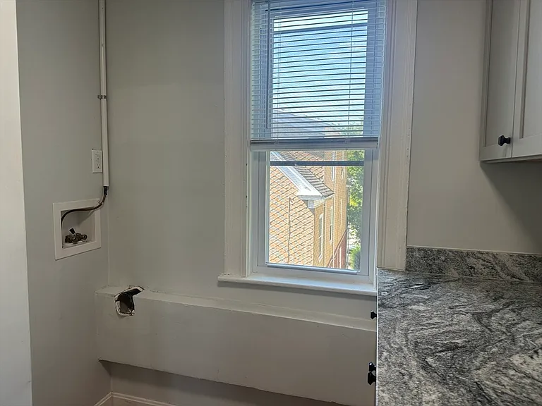 187 White St #3 — Photo 31