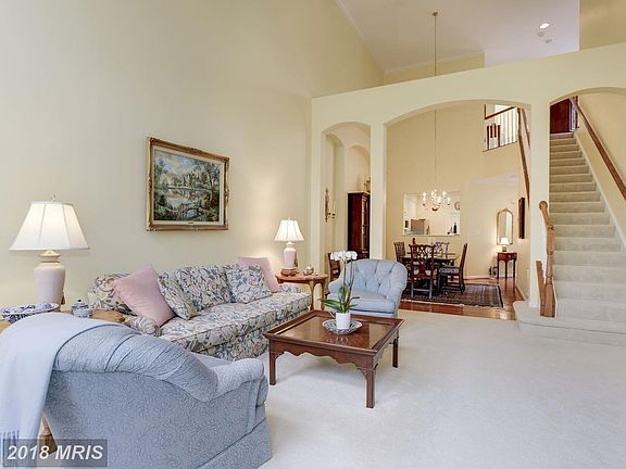 5th image of 20897 Royal Villa Ter