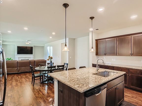 2nd image of 5317 SE Stargrass St