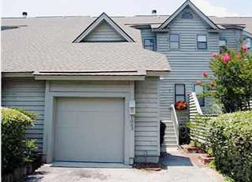 2nd image of 1063 Marsh Court Ln