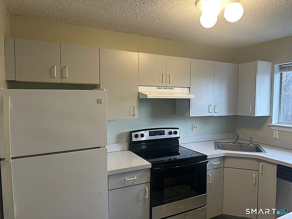 4th image of 925 Oronoke Road #100I