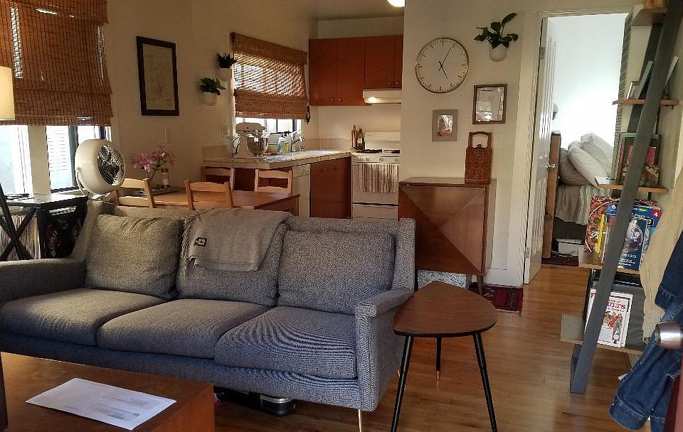 1st image of 607 Venezia Ave #607A