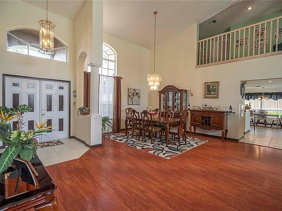 5th image of 12355 Rockledge Cir