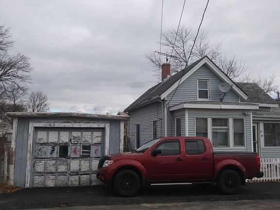 3rd image of 199 Reservoir Ave