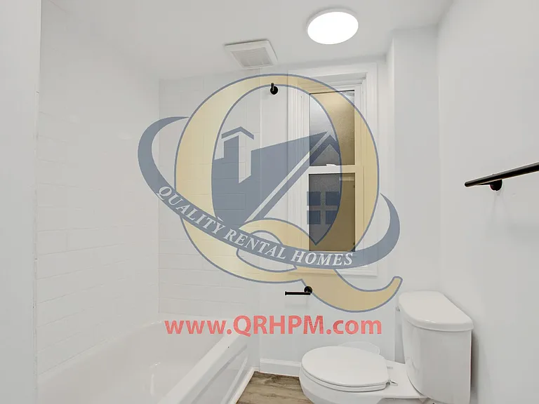 352 Bradley Ave — Photo 6