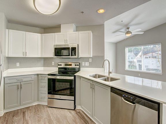 Clock Tower Village Apartment Homes Kitchen Counter and Sink