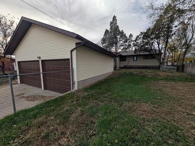 824 4th Ave W, Dickinson, ND, 58601