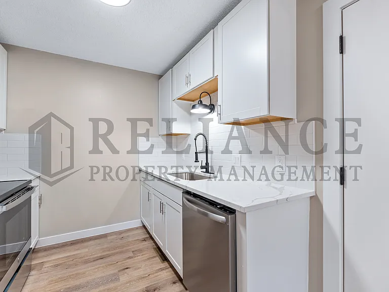 6908 W Oneil St — Photo 14