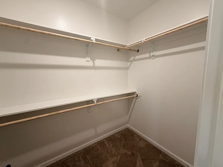 187 Berkshire Pl — Photo 15