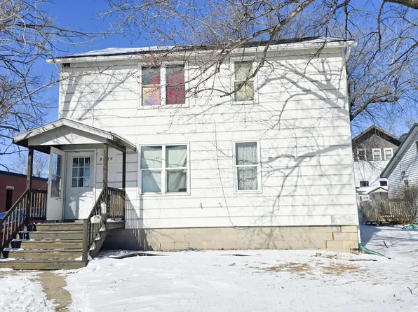 1221 3rd Ave, Worthington, MN 56187