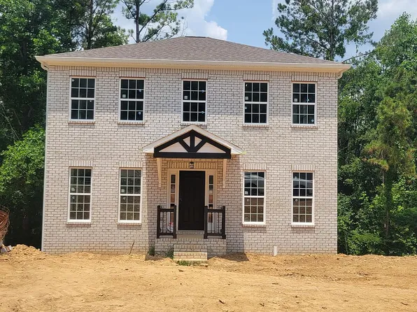 1834 Russet Woods Ln, Birmingham, AL 35244