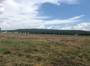 E Butler St, Prairie Grove, AR 72753