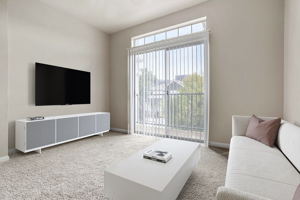 C230670_75West_1B1B_LivingRoomB_02_VS