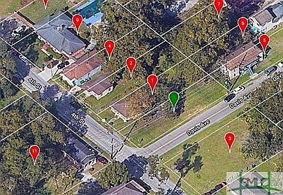 2nd image of 521 Davis Avenue