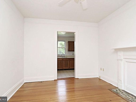 4th image of 509 7 1/2 St SW