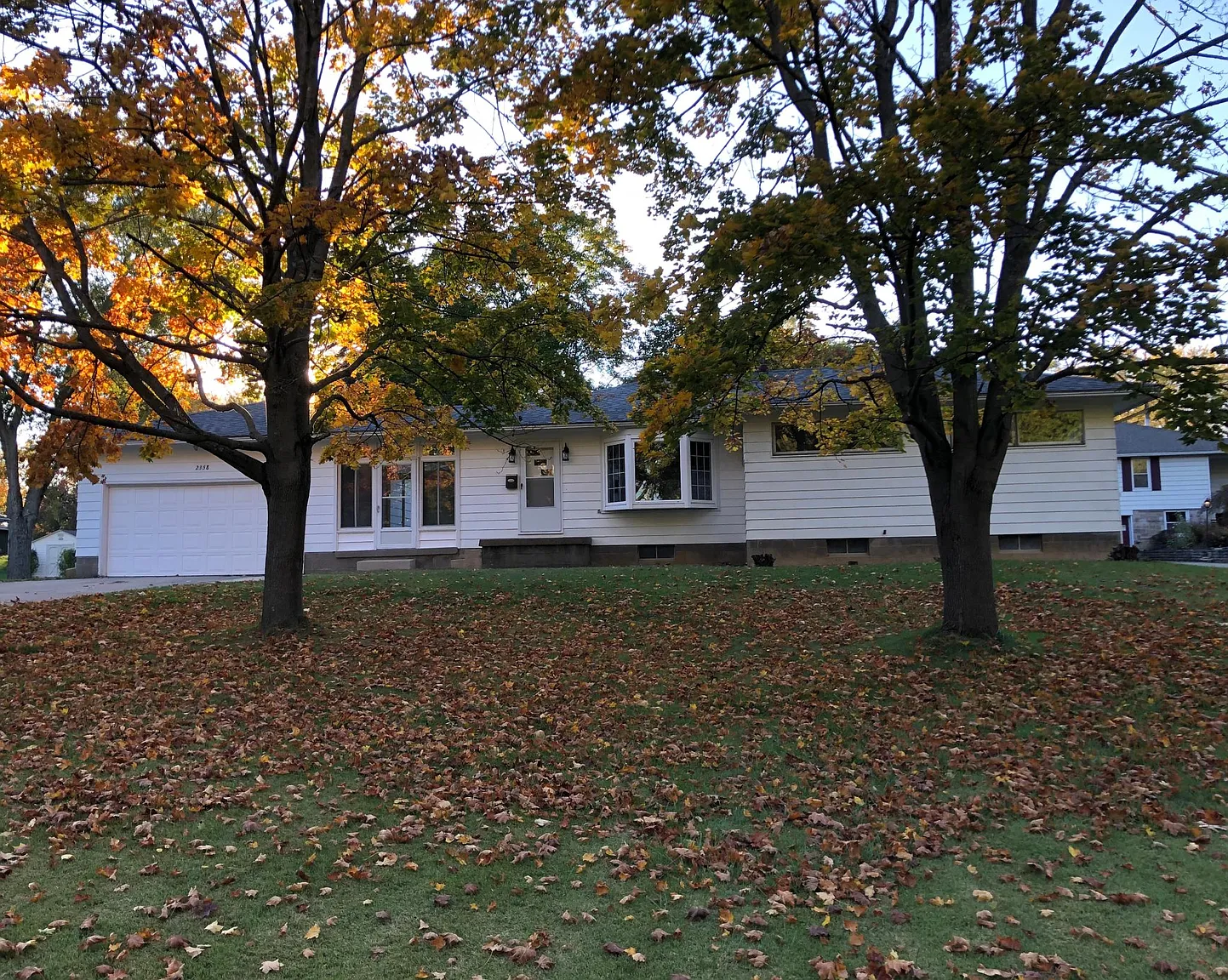 2358 Highpoint Rd photo 1