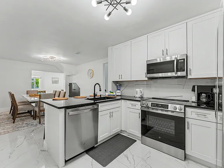 14109 W Parsley Dr — Photo 31