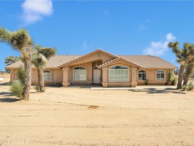 6224 La Mesa Rd, Phelan, CA, 92371