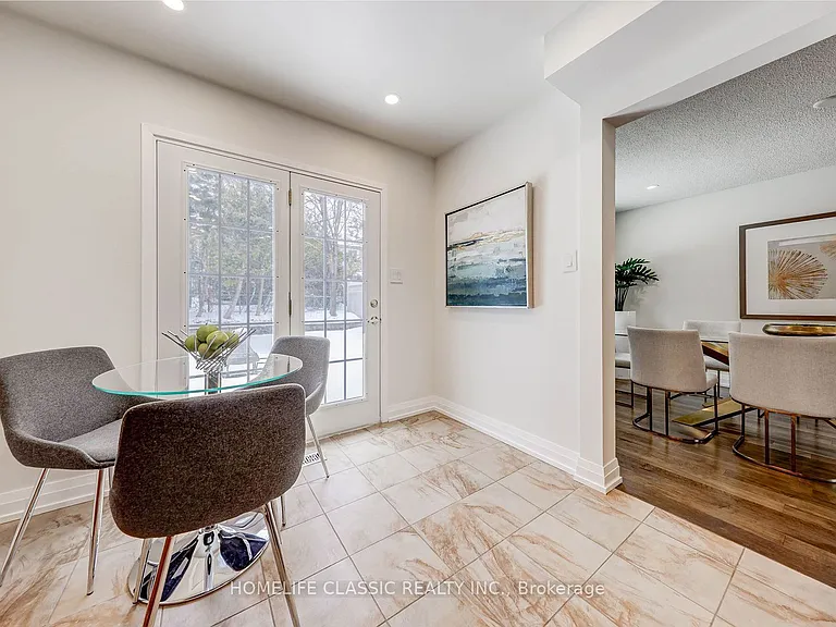 56 Gray Cres #MAIN 2ND FLOOR — Photo 16