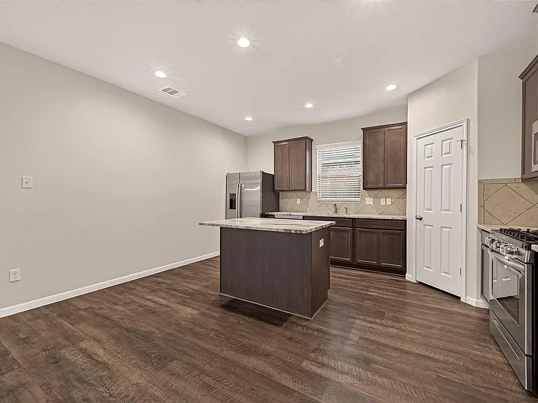 13129 Leisure Cove Dr — Photo 12