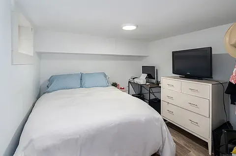 14 Randall Ave #1 — Photo 15