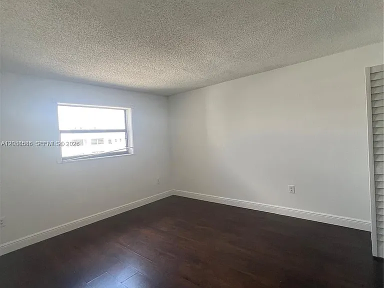 8145 NW 7th St #405 — Photo 8