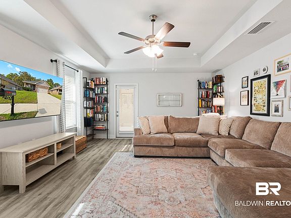 5th image of 27500 Elise Ct