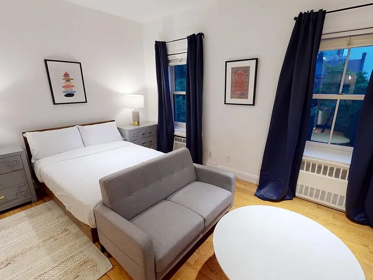 491 W 22nd St #4R — Photo 12