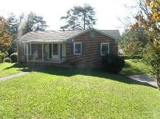 7 Pressley Ct, Asheville, NC 28805