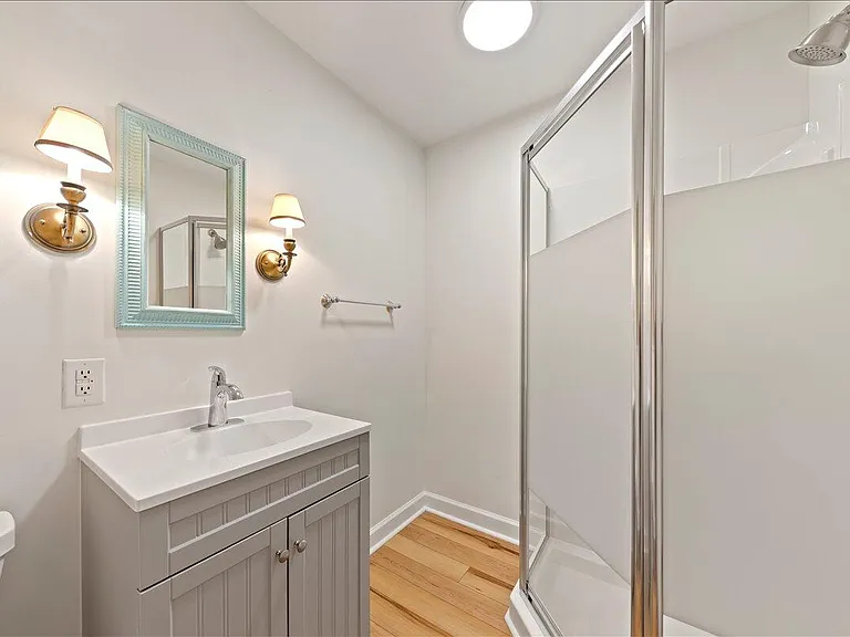 251 Bennett St — Photo 14
