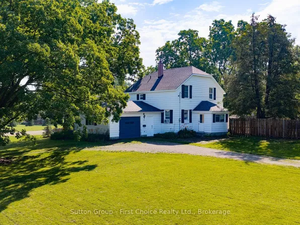 33 Bayfield St, Huron East, ON N0K 1G0