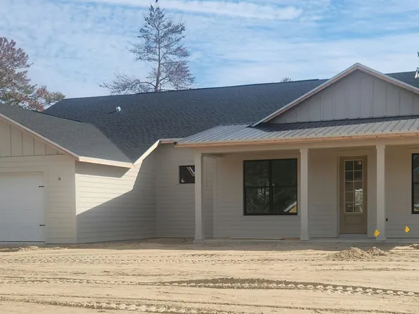 18178 Maberly Rd, Weeki Wachee, FL 34614