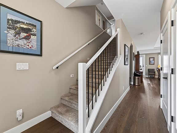 3rd image of 2171 Van Horne Dr #24