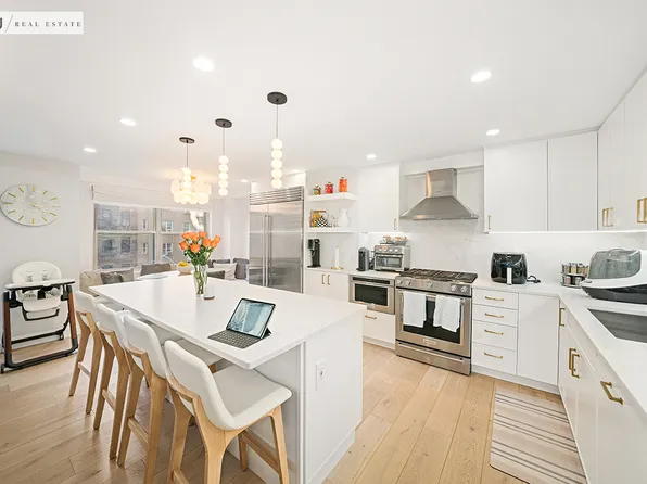 420 East 72nd Street 4-J image 1 of 9