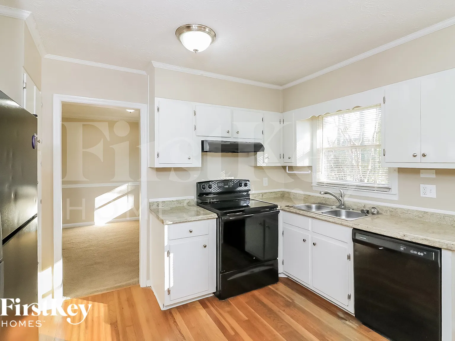 3 bed, 2.0 bath, 1406 sqft, $2,290 — Photo 4