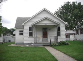 1109 1st Ave, Sterling, IL 61081