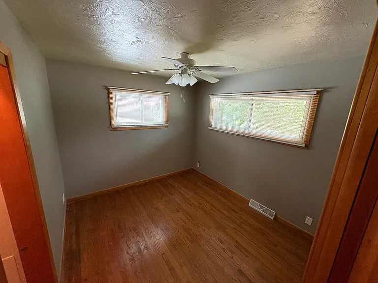 6210 Walker Ave — Photo 11