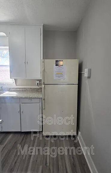 1235 Huestis Ave #B — Photo 7