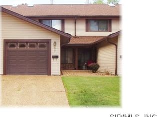 807 Westwood Rd, Maryville, IL 62062